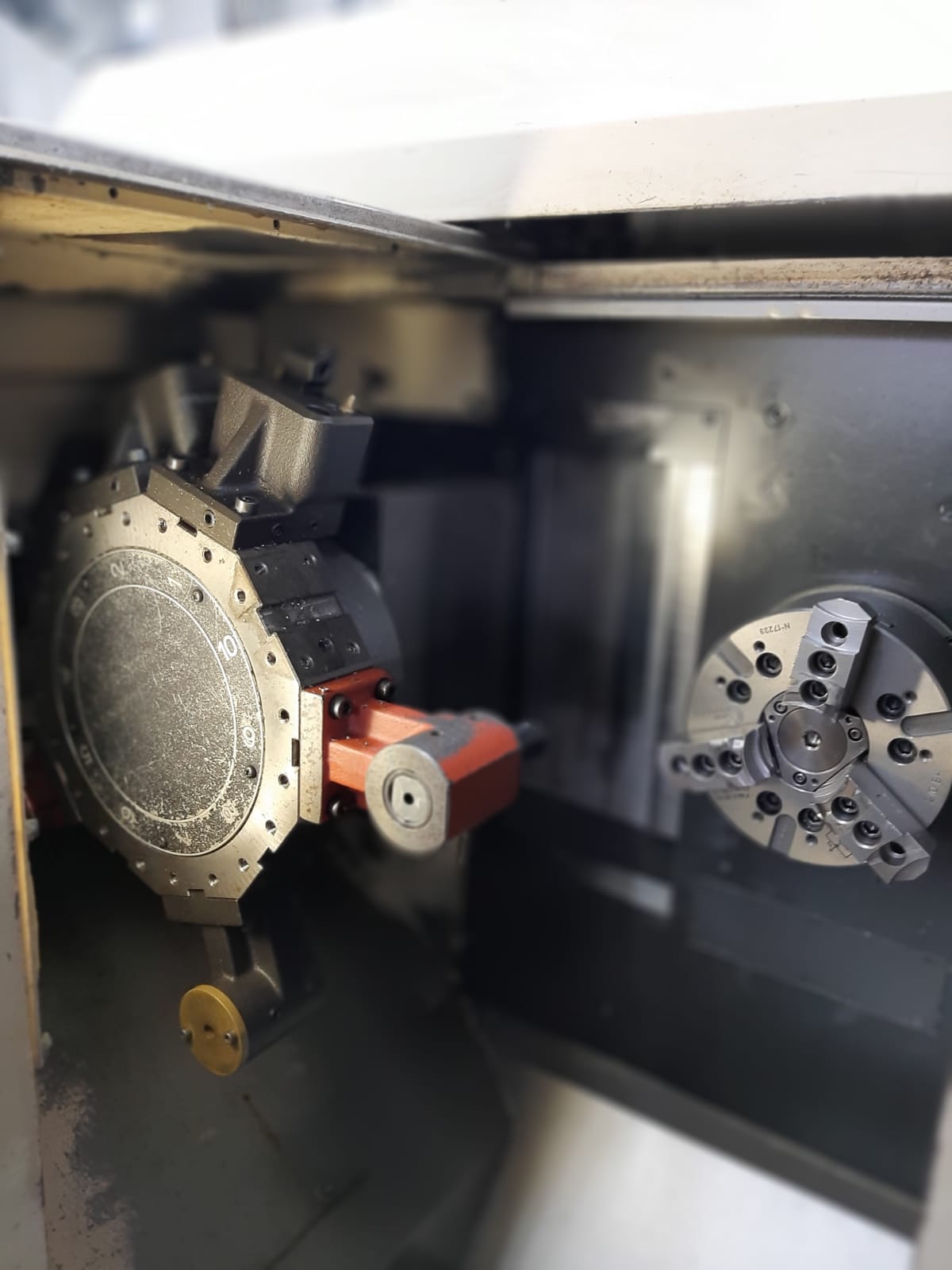 OKUMA - 2SP25H